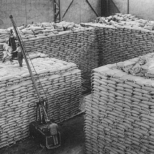 At times fertilizer bags were stacked up to 40 levels high.